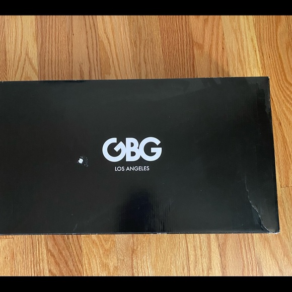 GBG black knee zipper boots! - Picture 2 of 3